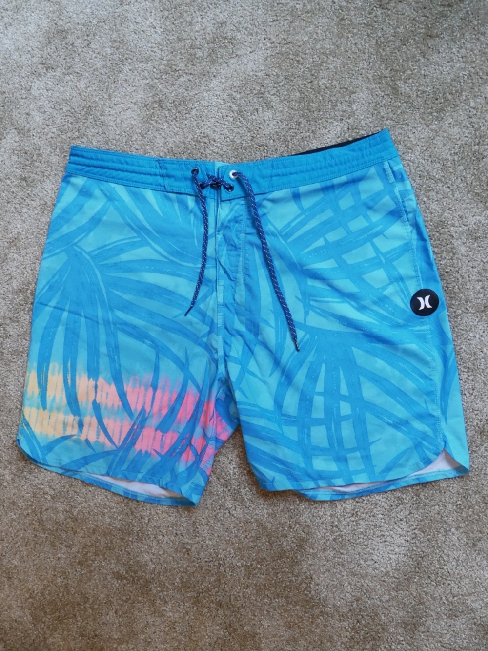 Hurley Mens Phantom Tropical Boardshorts LIKE NEW!!